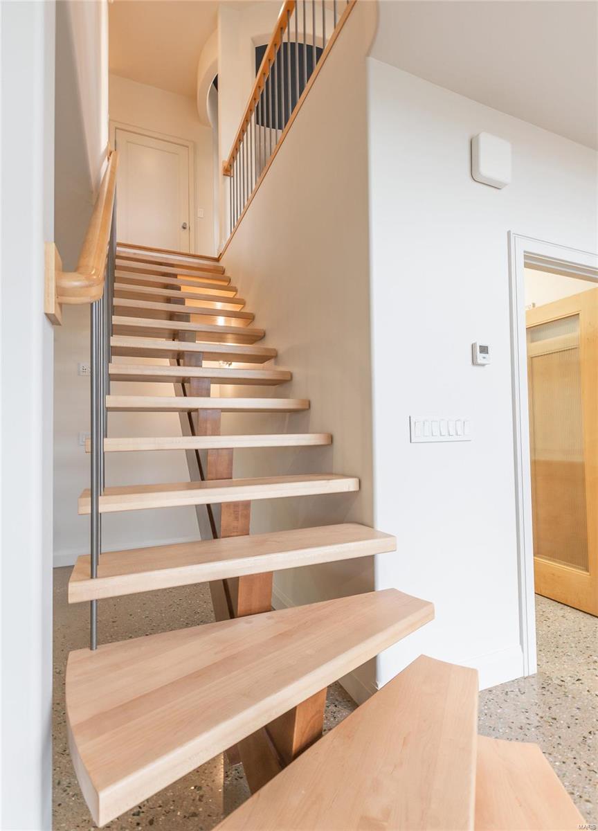 Old Wire Place - Residential