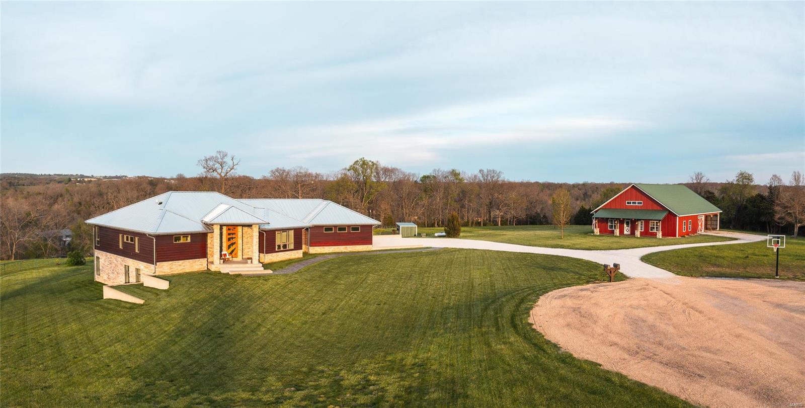 Old Wire Place - Residential