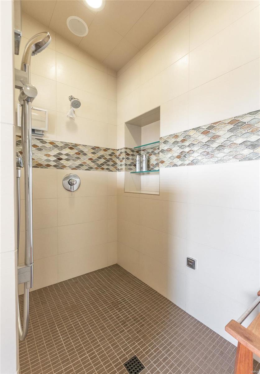 Old Wire Place - Residential