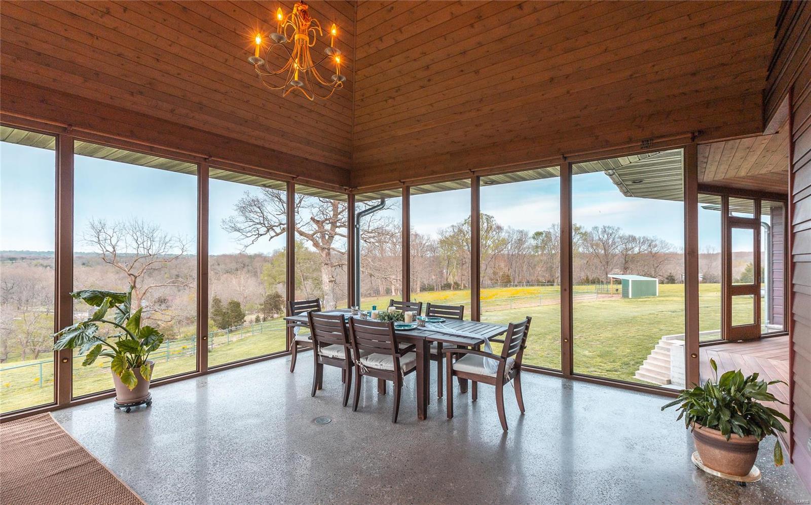 Old Wire Place - Residential