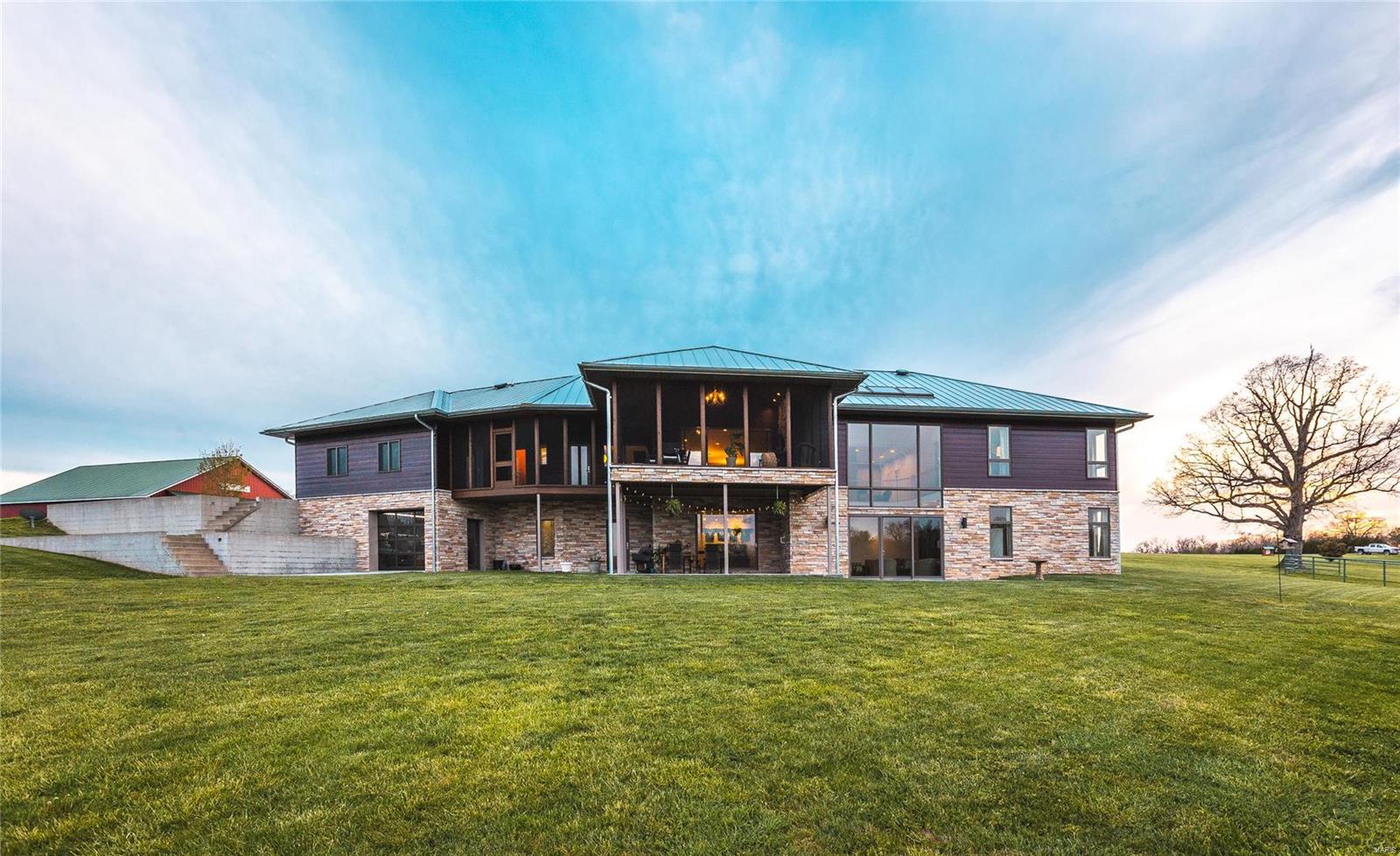 Old Wire Place - Residential