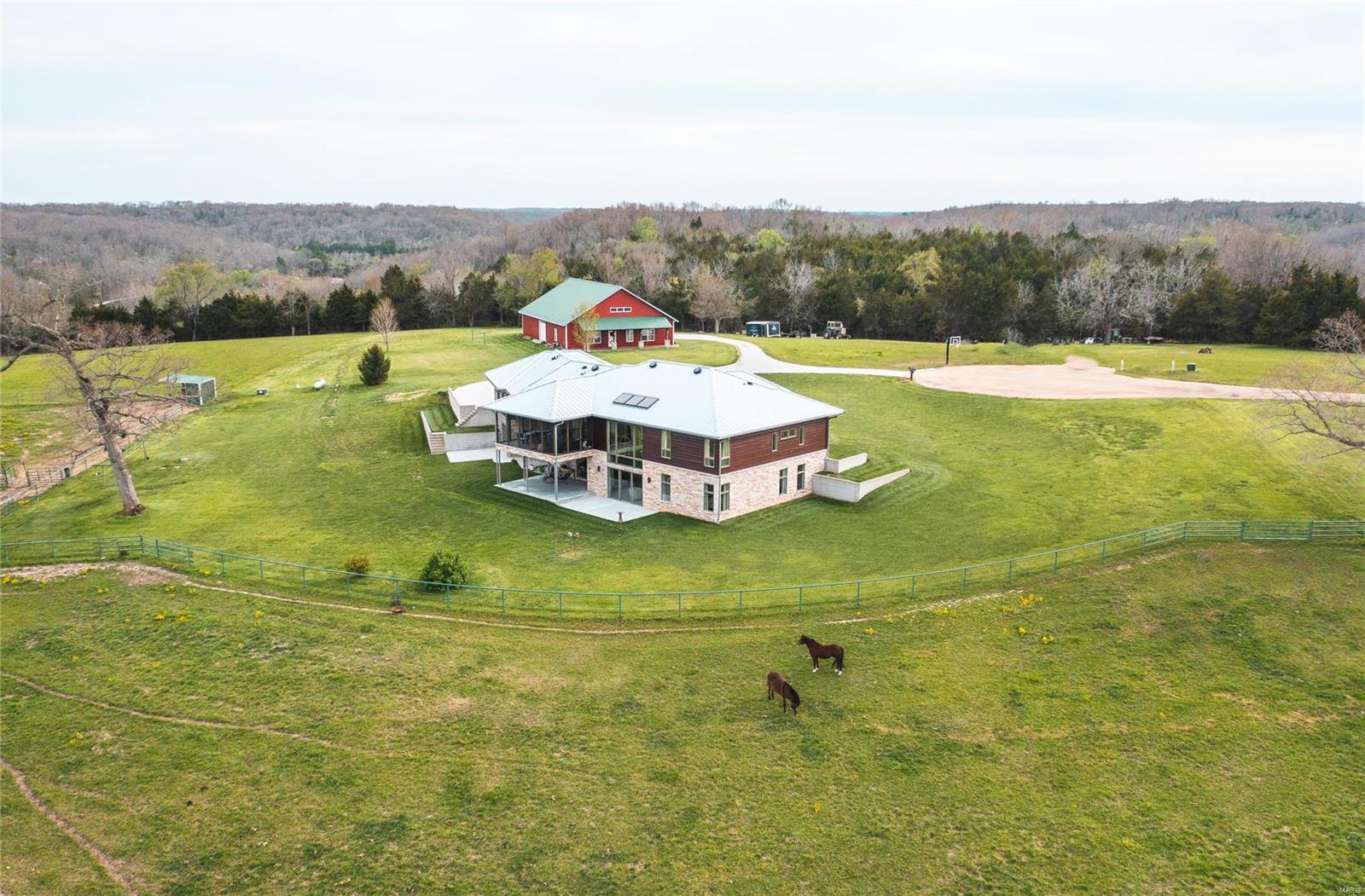 Old Wire Place - Residential