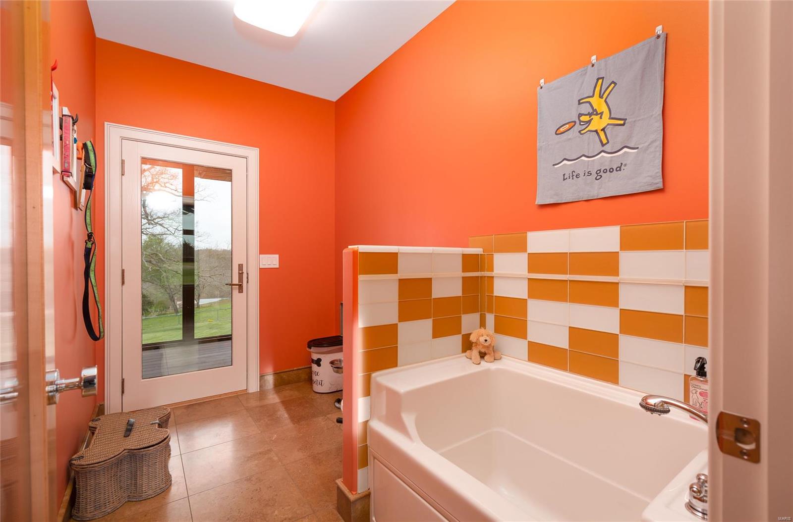 Old Wire Place - Residential