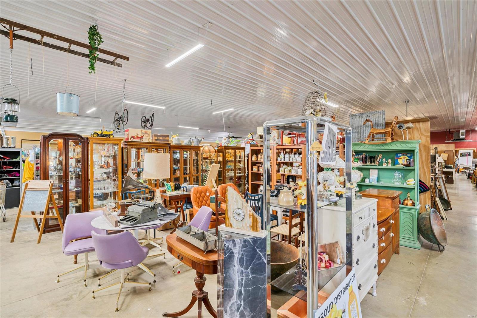 n/a - Commercial Sale