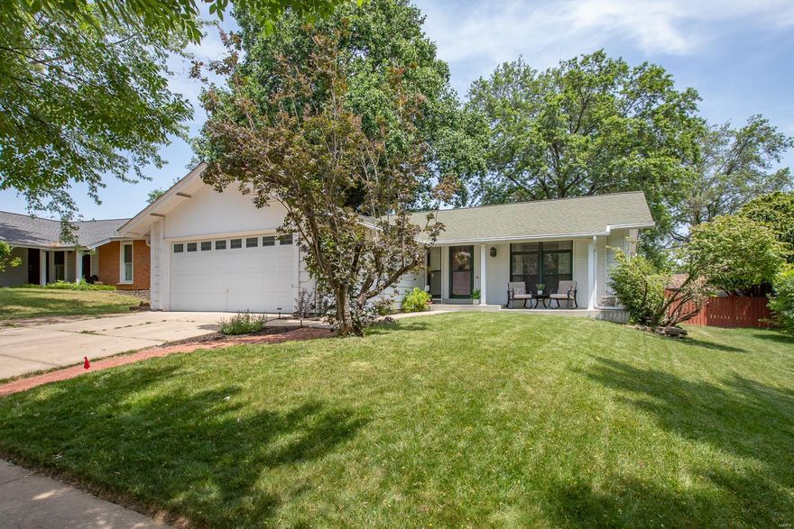 Charming Ranch boasts 2 Bd on Main Floor, 2 LL Sleeping Rms, 3 full Bth & 2100+ Sqft of living space including LL. Foyer w/tile that flows into updated Kitchen/Breakfast Rm. Formal Dining Rm w/hardwoods! Kitchen w/SS appliances, 5-burner cooktop, quartz, tile backsplash, bay & pantry! Vaulted Family Rm w/wooden beams, gas FP, cedar walls, 2 glass doors that lead into vaulted screened-in patio & slider to add'l patio. Screened-in patio w/stamped concrete, ceiling fan, outlets & lighting! Master Suite w/custom closet & updated Bth! Find a coat closet, updated hall Bth w/jetted tub & 2nd Bd w/walk-in closet! Finished LL Rec Rm, 2 Sleeping Rms which each have W/I closet, Office, updated full Bth & storage space w/laundry area! Highlights: 2-car garage, newer roof, newer storm door, newer energy efficient doors/windows, attic fan & Leaf Guard gutters. Relax outside on either of the patios & enjoy the level, fenced-in yard that backs to common ground! Award-winning Parkway School District!