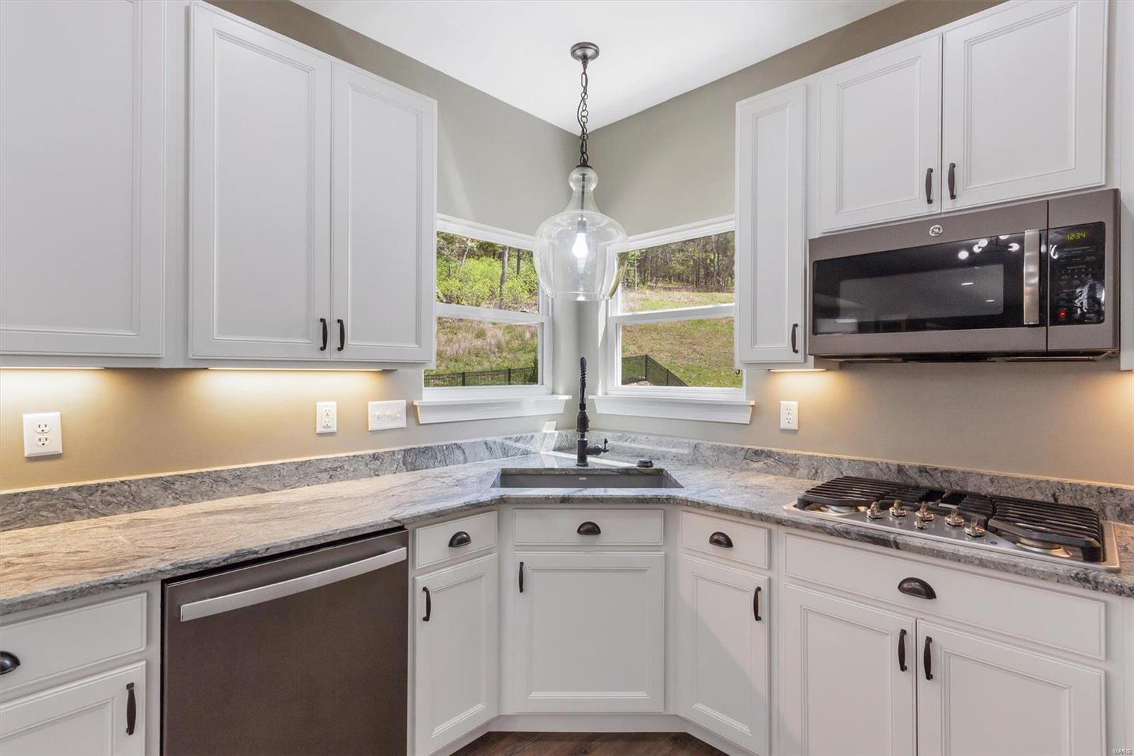 Arbors Of Rockwood One The - Residential