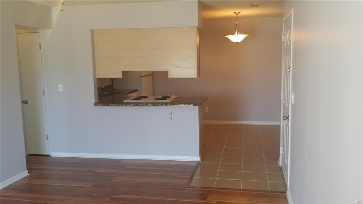 Summergate Garden Condos Ph3 - Residential