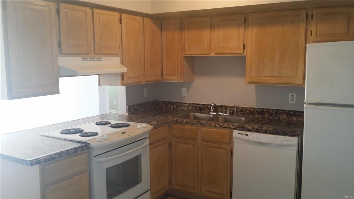 Summergate Garden Condos Ph3 - Residential