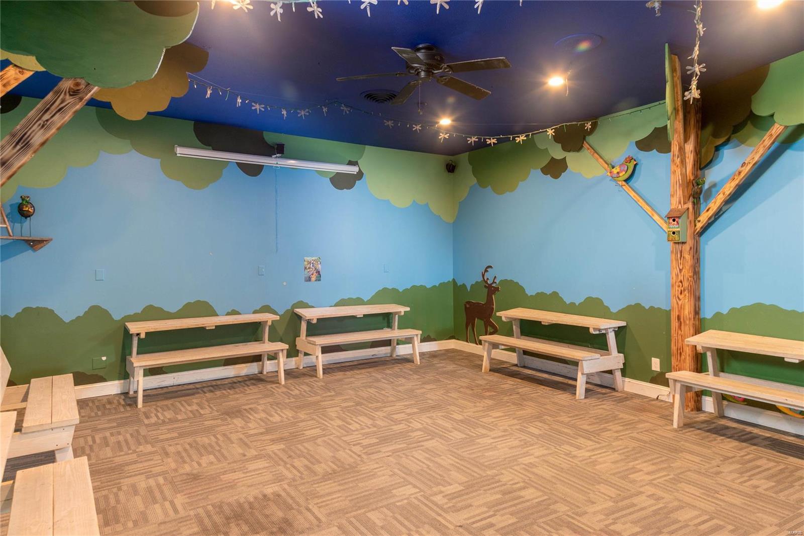 Baileys - Commercial Sale