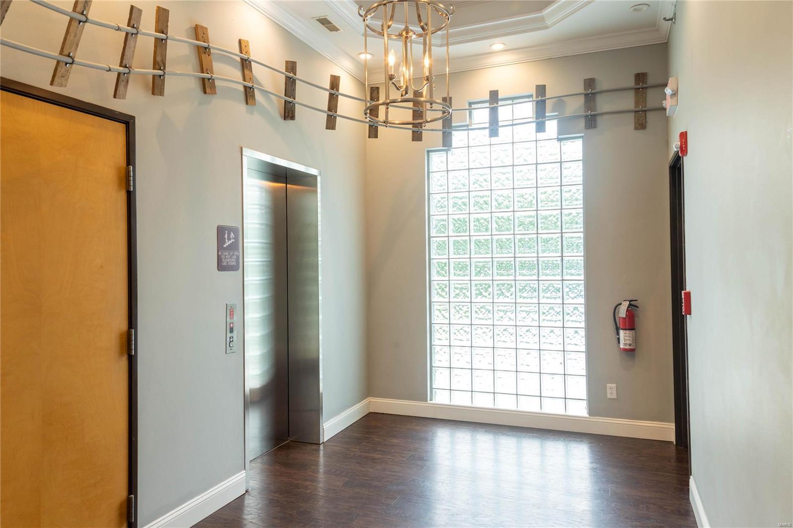 Baileys - Commercial Sale