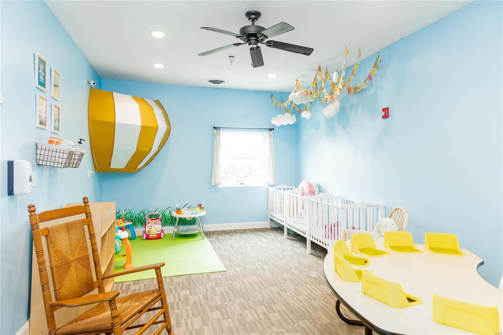 Baileys - Commercial Sale