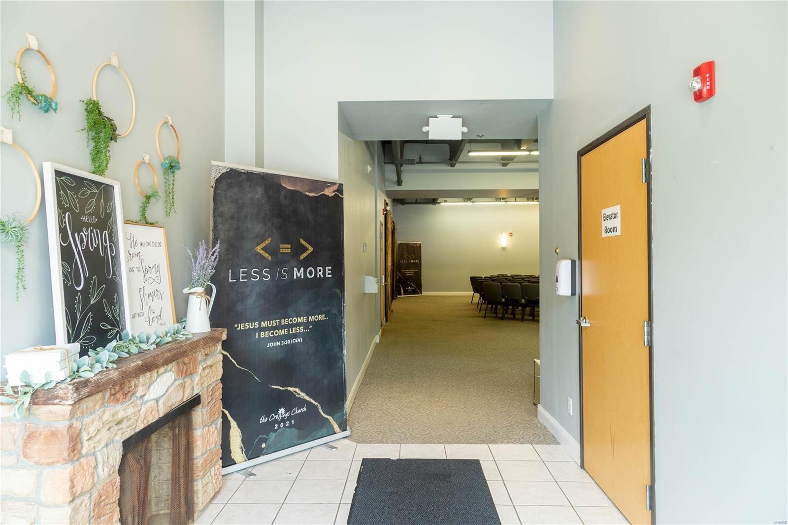 Baileys - Commercial Sale