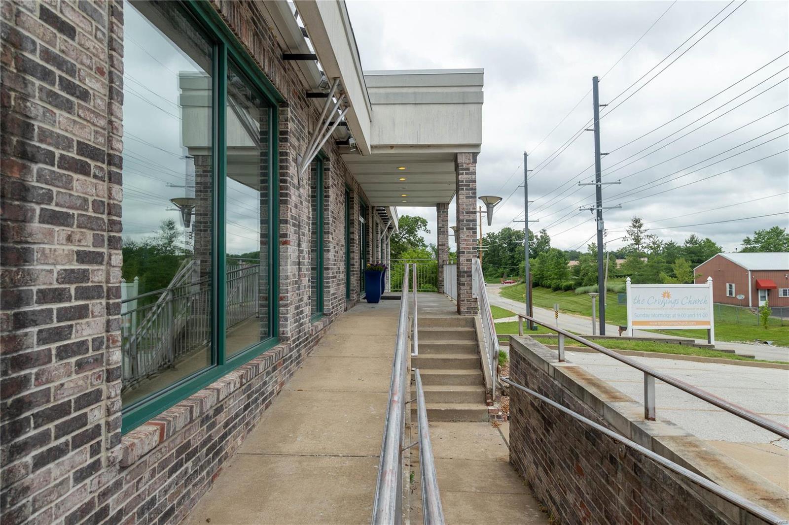 Baileys - Commercial Sale