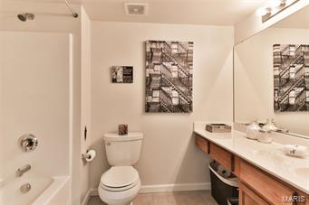 Brandy Mill Plt 06 Condo - Residential