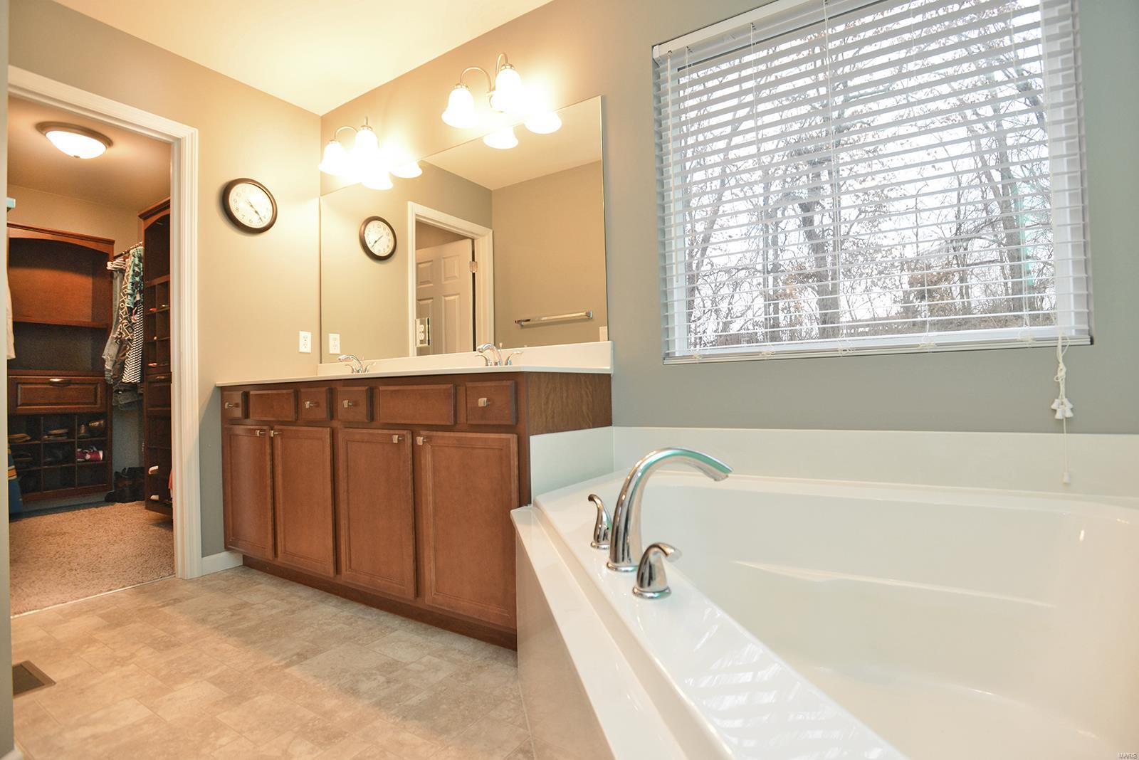 Reddington Oaks #7 - Residential