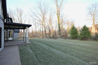 Town & Country Manor 3 - Residential