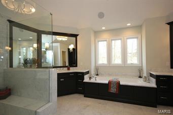 Town & Country Manor 3 - Residential