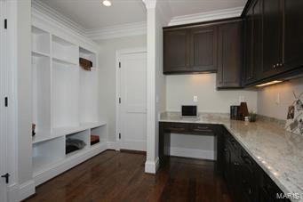 Town & Country Manor 3 - Residential