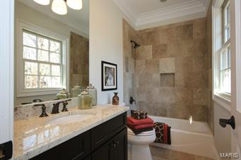 Town & Country Manor 3 - Residential