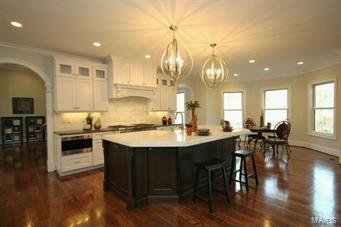 Town & Country Manor 3 - Residential