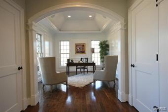 Town & Country Manor 3 - Residential