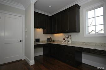 Town & Country Manor 3 - Residential