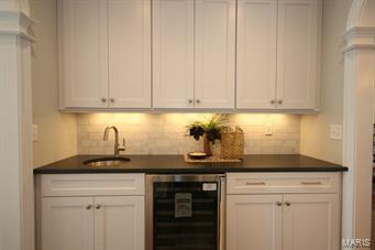 Town & Country Manor 3 - Residential