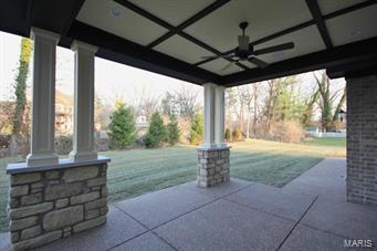 Town & Country Manor 3 - Residential