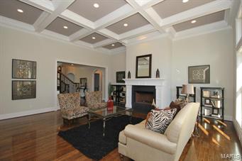 Town & Country Manor 3 - Residential