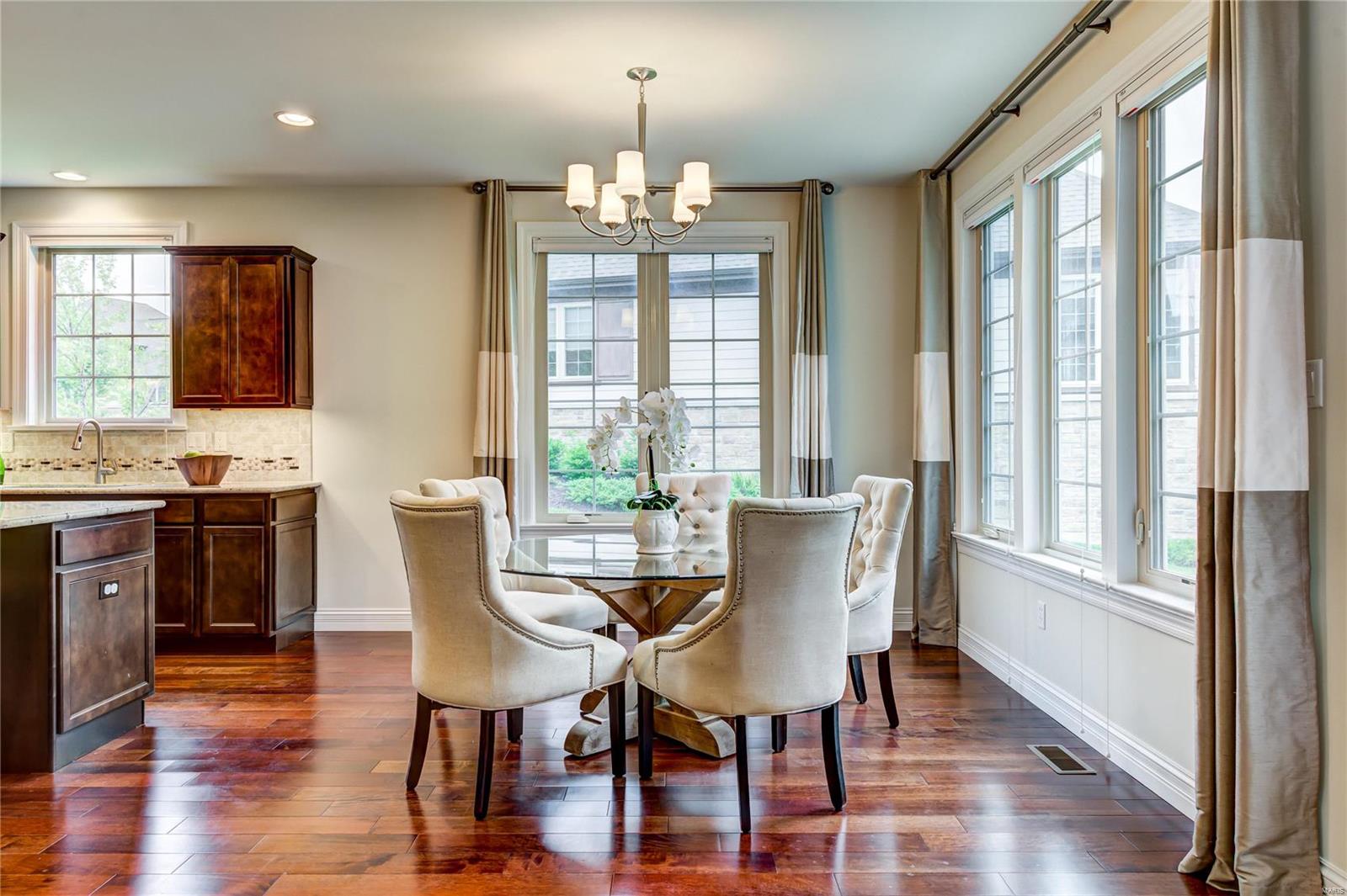 Woods Of Ladue The - Residential