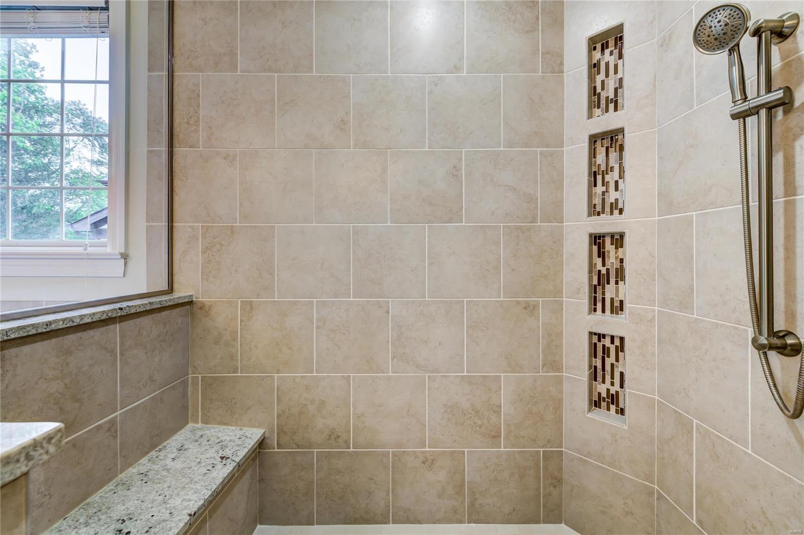 Woods Of Ladue The - Residential