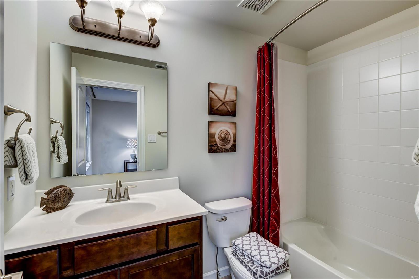 Woods Of Ladue The - Residential