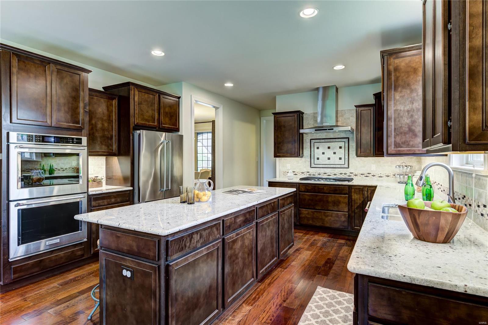 Woods Of Ladue The - Residential