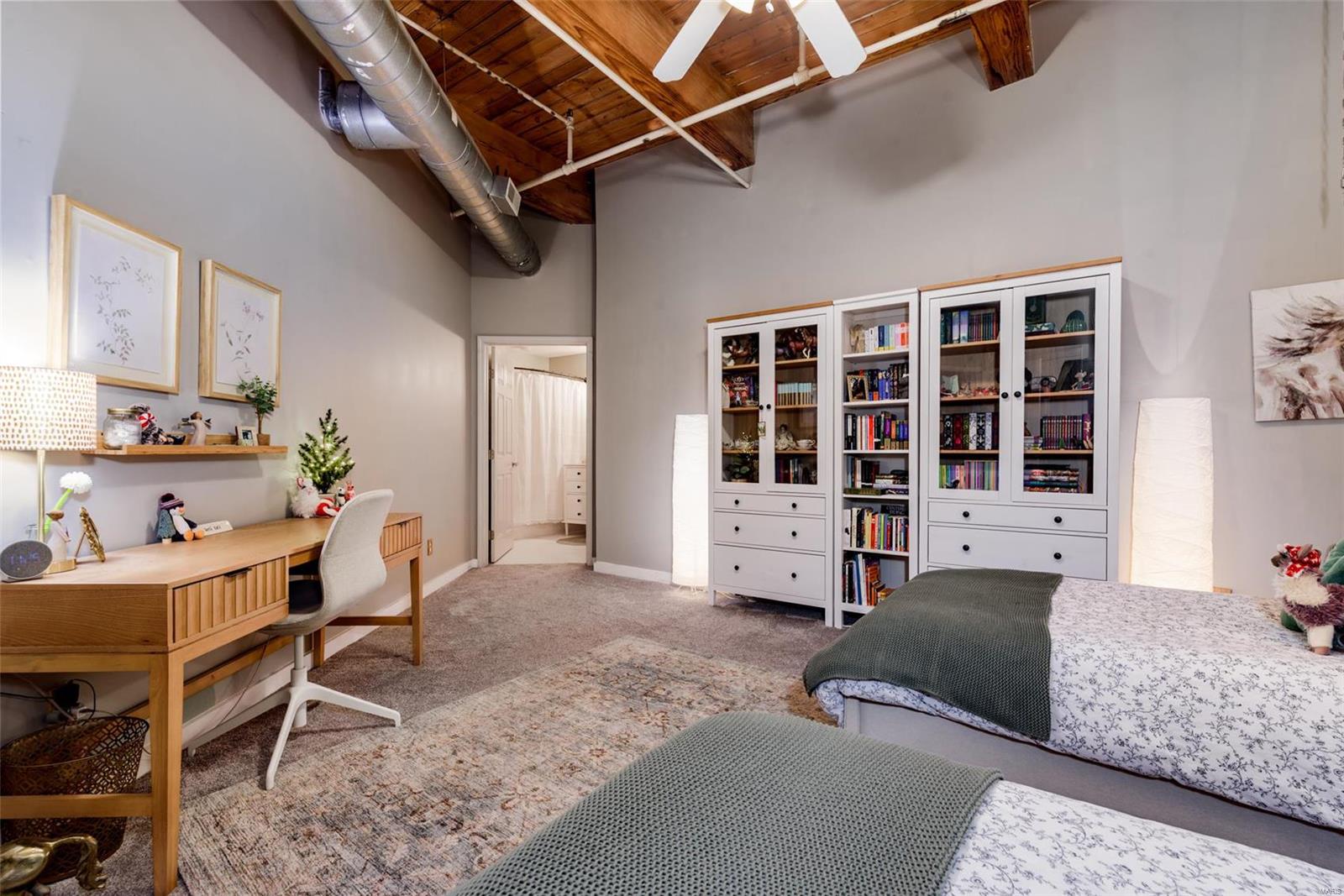 1222 Lucas Lofts Condo - Residential