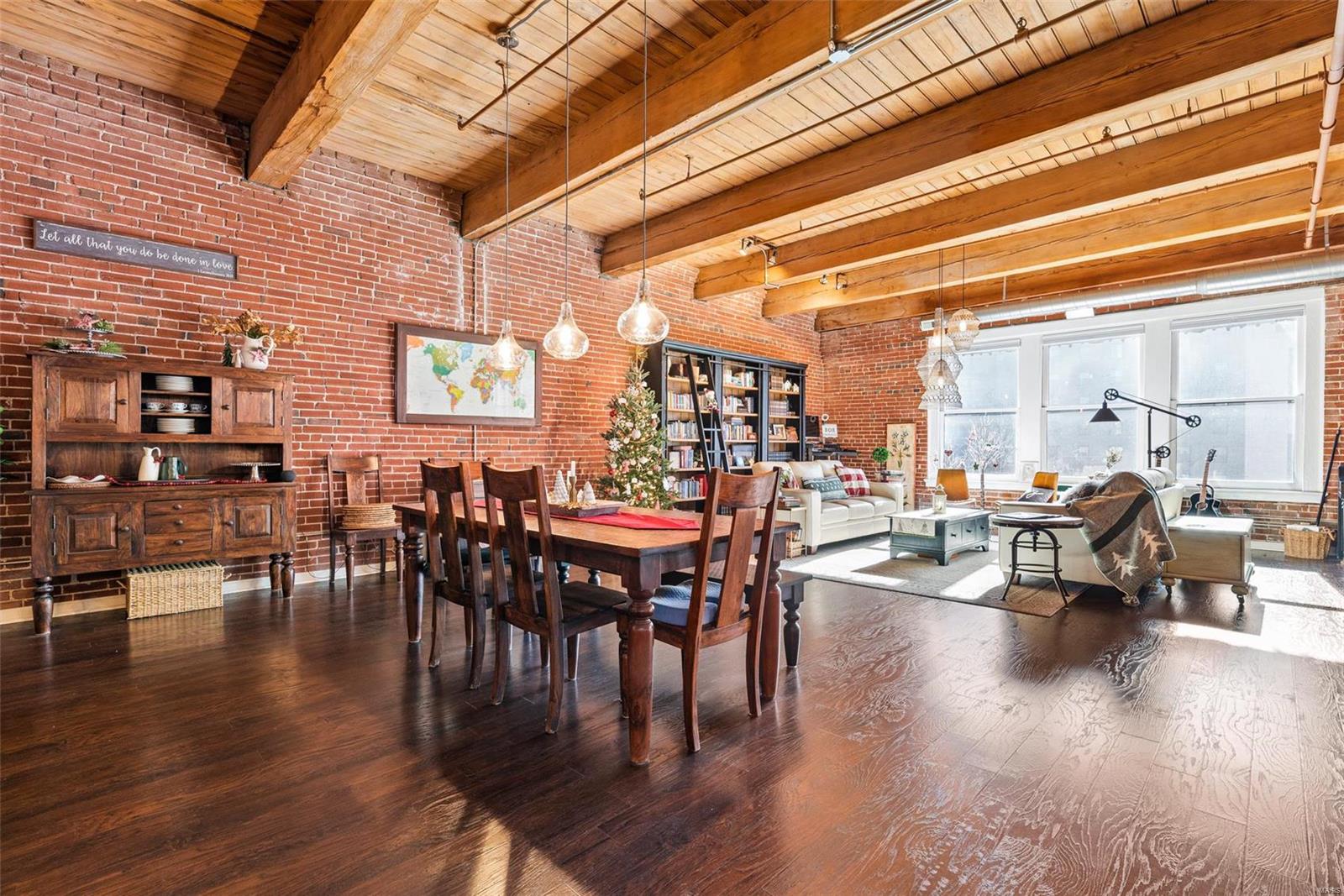 1222 Lucas Lofts Condo - Residential