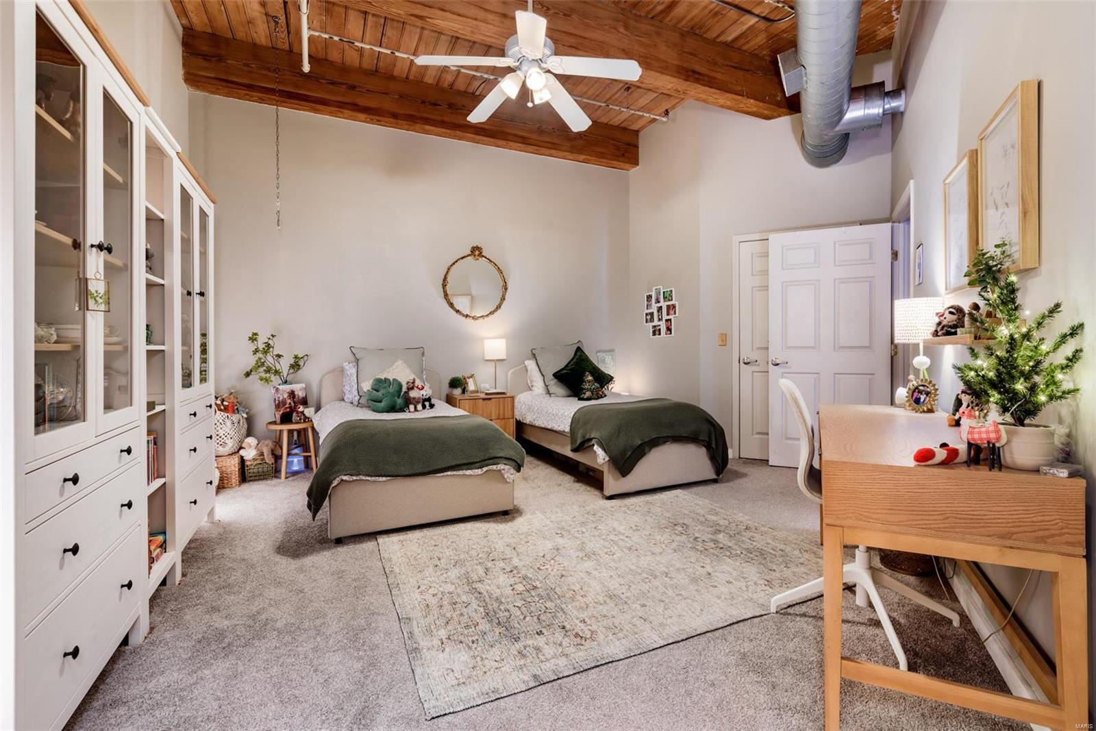 1222 Lucas Lofts Condo - Residential