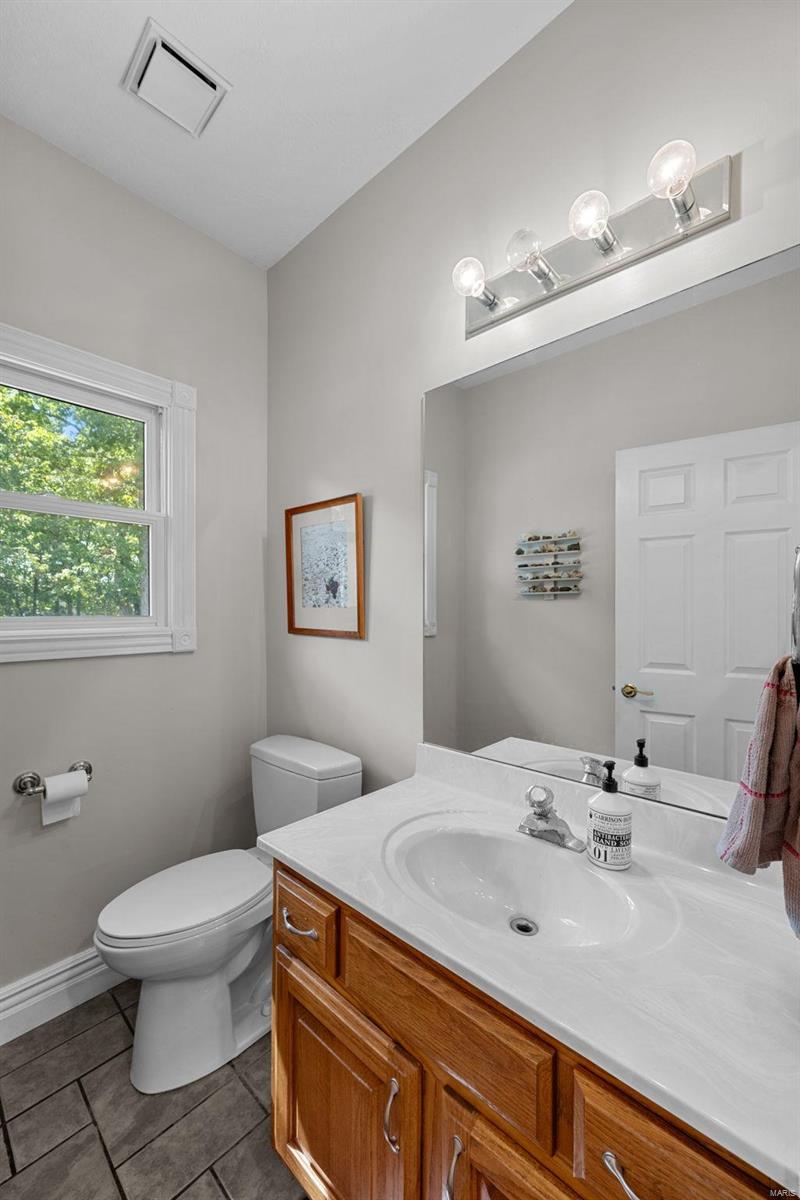 Warrenton, Missouri 63383, United States, 4 Bedrooms Bedrooms, ,4 BathroomsBathrooms,Residential,Pending,41867