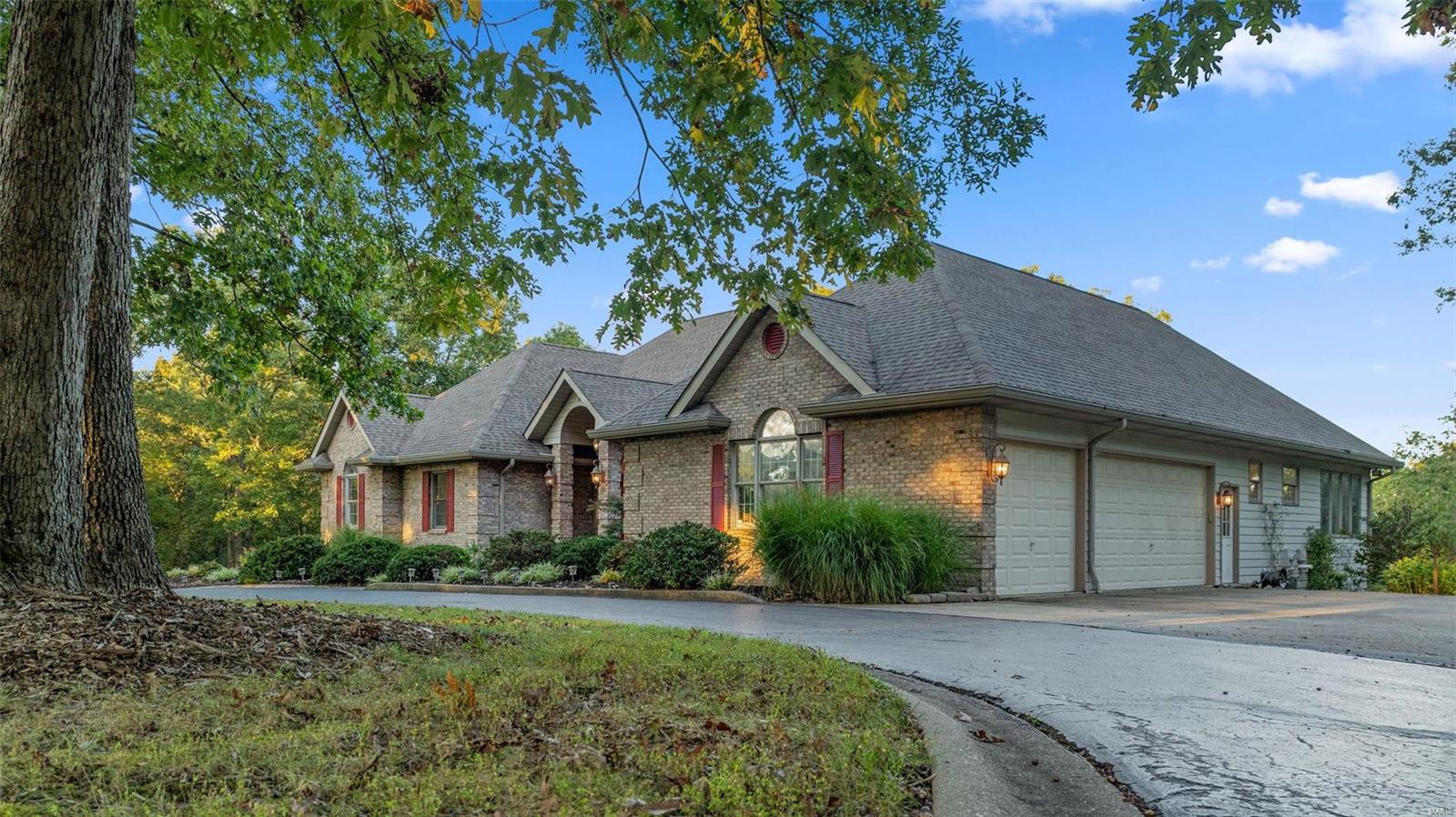 Warrenton, Missouri 63383, United States, 4 Bedrooms Bedrooms, ,4 BathroomsBathrooms,Residential,Pending,41867