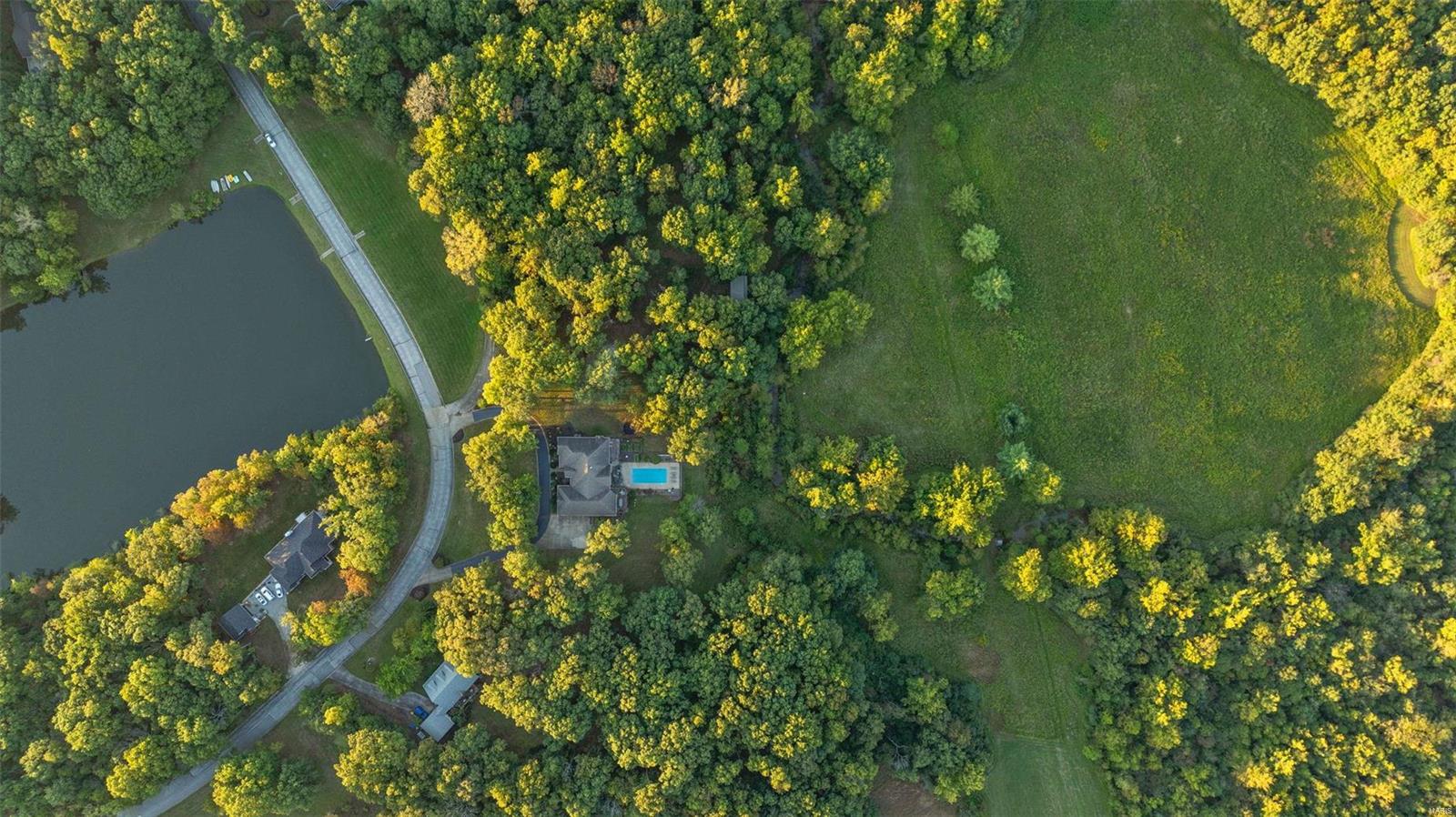 Warrenton, Missouri 63383, United States, 4 Bedrooms Bedrooms, ,4 BathroomsBathrooms,Residential,Pending,41867