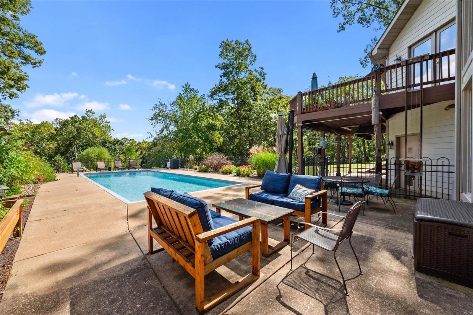 Warrenton, Missouri 63383, United States, 4 Bedrooms Bedrooms, ,4 BathroomsBathrooms,Residential,Pending,41867