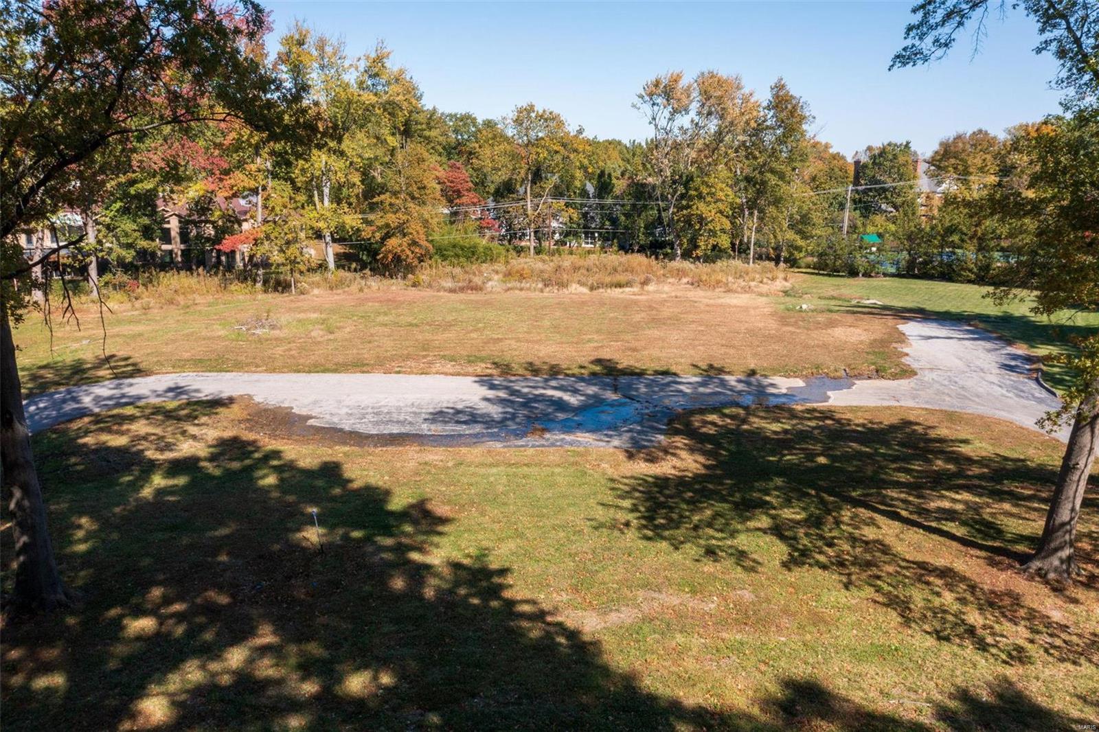 Huntleigh Woods - Land