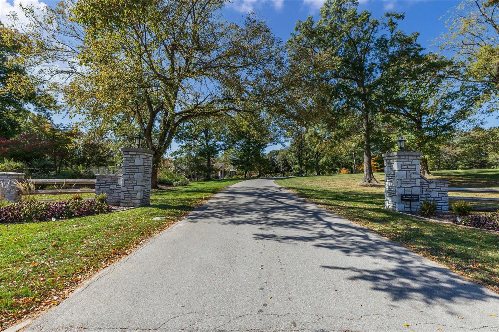 Huntleigh Woods - Land