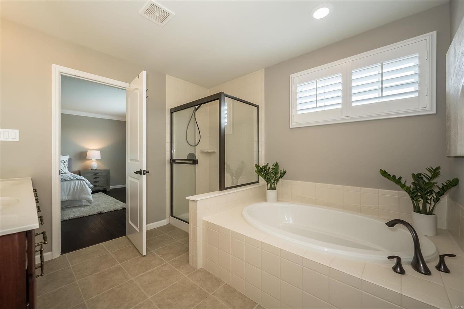 Estates At Town & Country Crossing - Residential