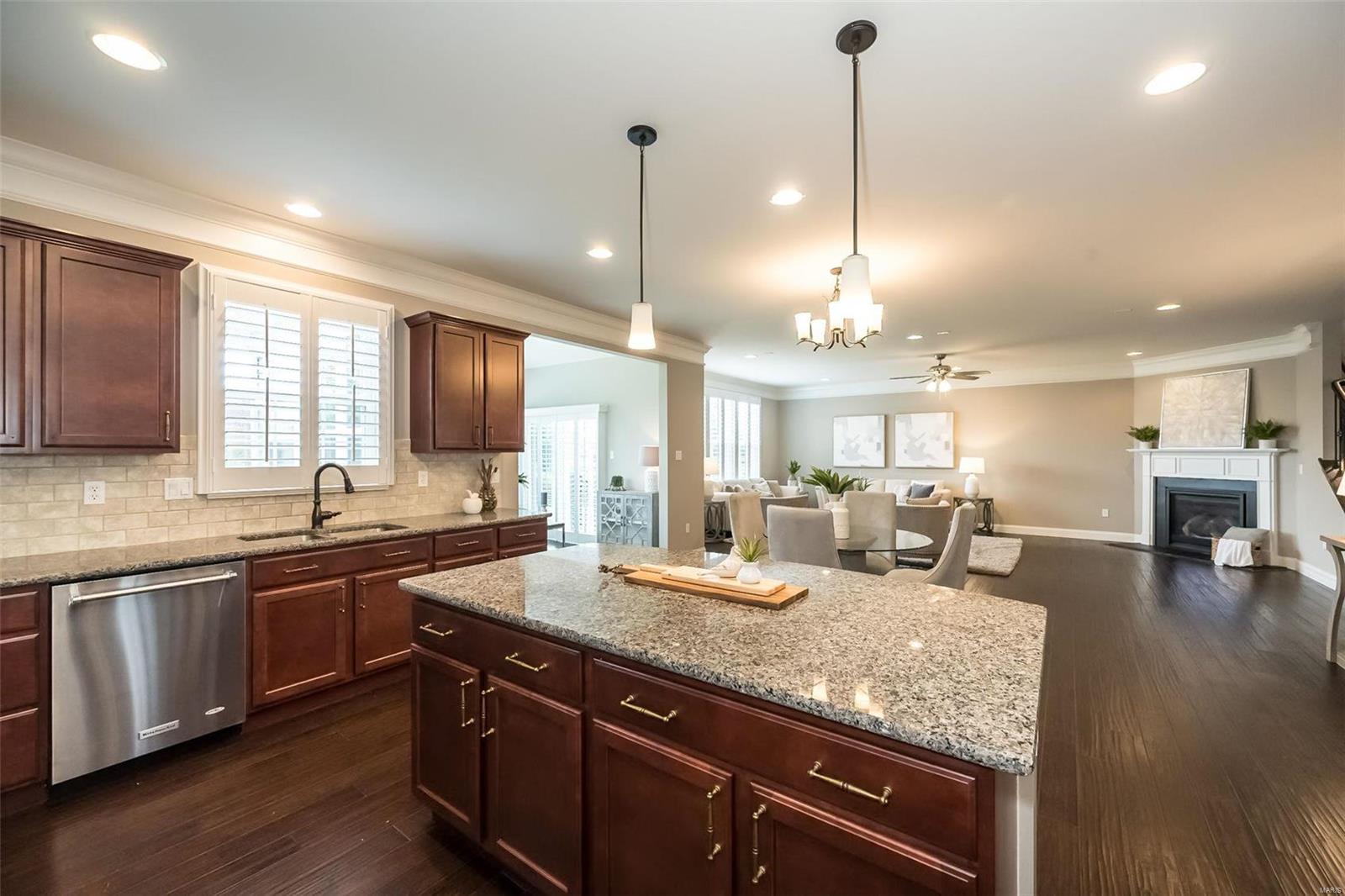 Estates At Town & Country Crossing - Residential