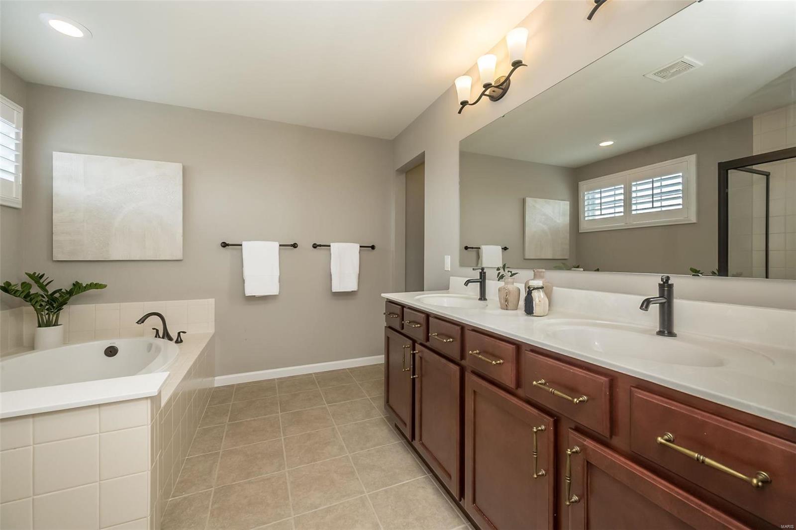 Estates At Town & Country Crossing - Residential