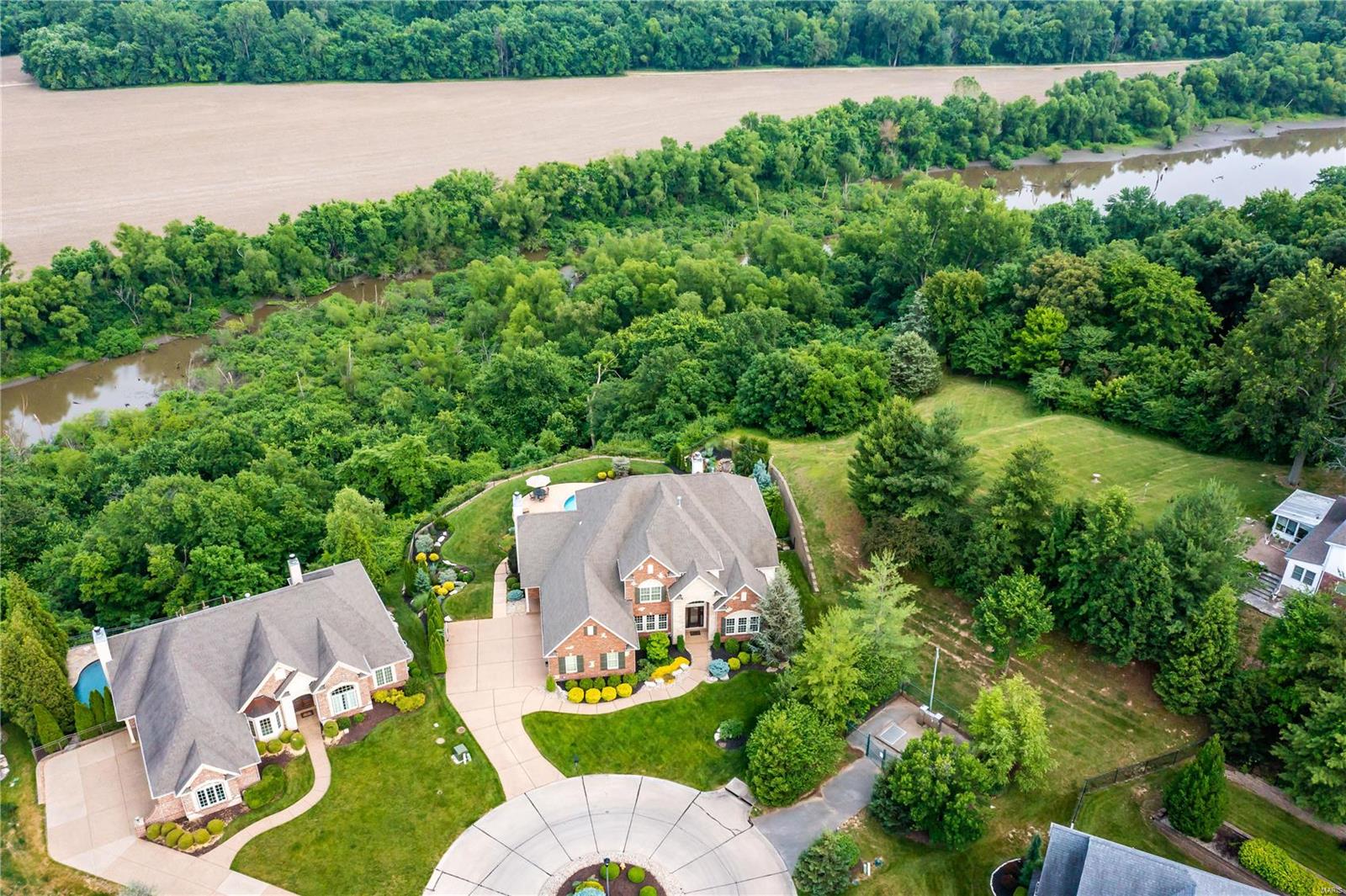 Bluffs At Christopher Estates - Residential