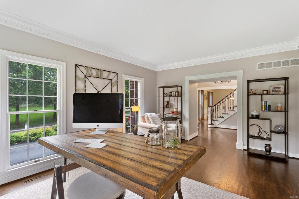 Essex Point - Residential