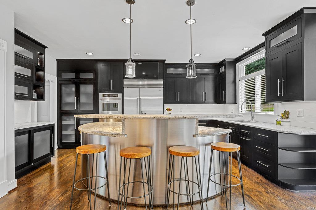 Essex Point - Residential