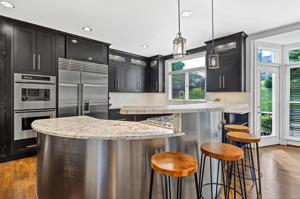 Essex Point - Residential