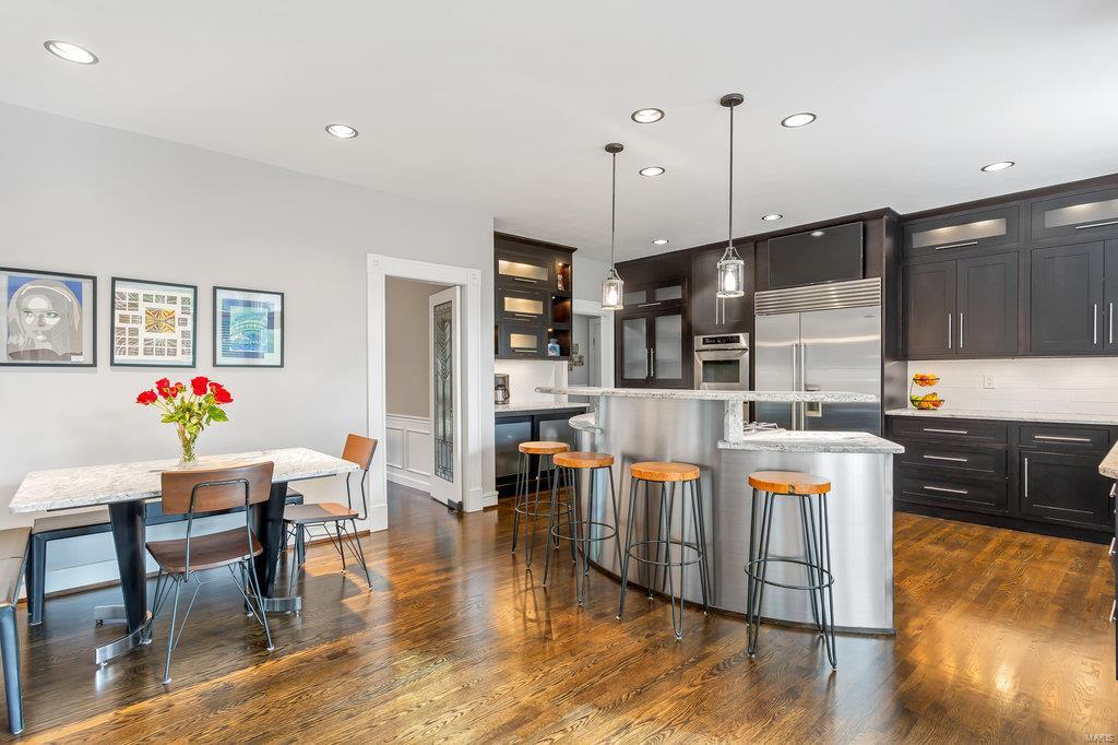 Essex Point - Residential